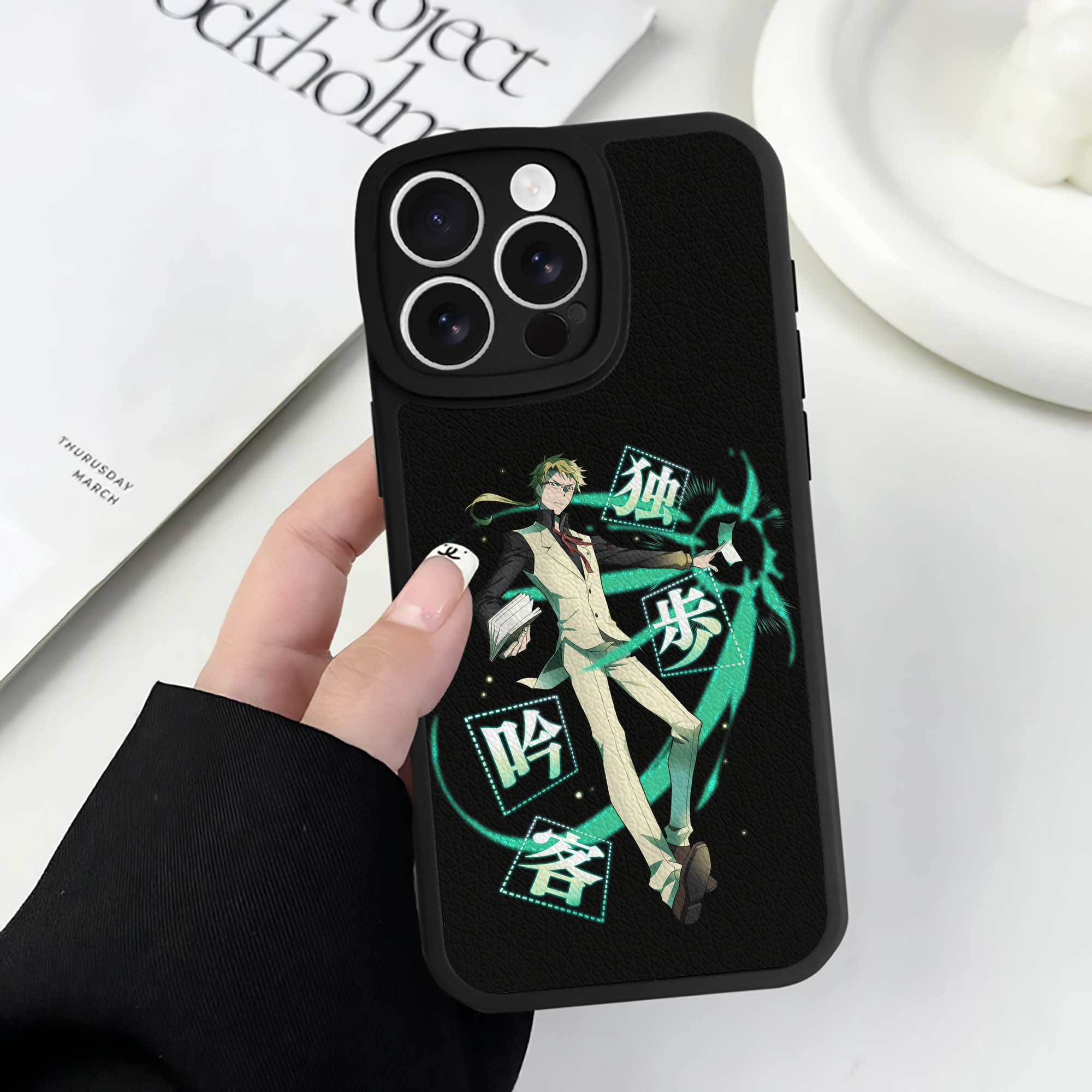 （画像用） 文豪ストレイドッグス Bungo Stray Dogs 【iPhone 16シリーズ対応】シリコンスマホケース（レザー調） 材質：シリコン